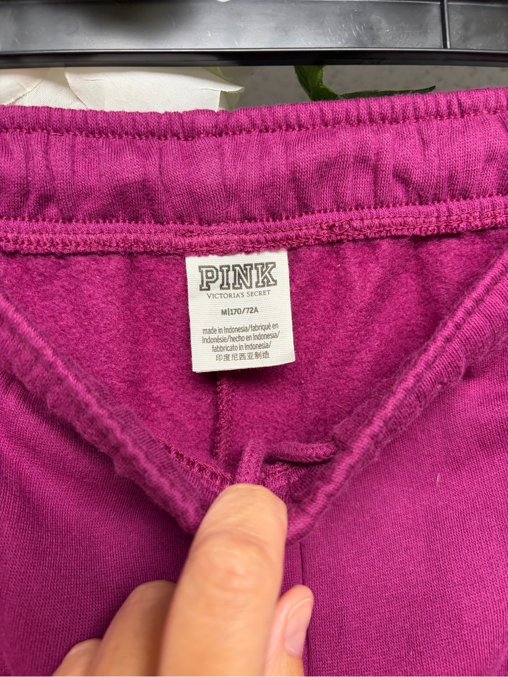 PINK Victoria's Secret Bright Fuchsia Jogger Sweatpants - Picture 3 of 3